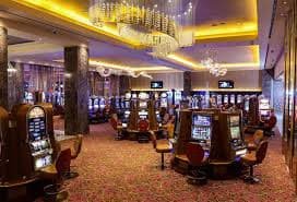 Live-dealer blackjack table interface on himalaya slot mobile app